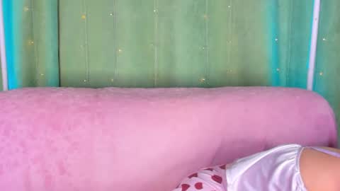 likilip online show from June 1, 1:07 am
