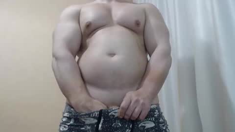 Snapshot of likwidator84 chatting on May 2, 2:27 am Maximus online show from May 2, 2:27 am