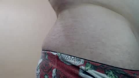 Snapshot of likwidator84 chatting on June 18, 10:25 pm Maximus online show from June 18, 10:25 pm