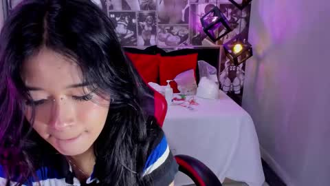 Lili Cey online show from October 19, 7:36 pm