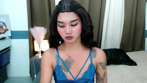 Snapshot of lil_fantacy chatting on April 8, 6:19 pm LILY online show from April 8, 6:19 pm