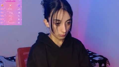 Snapshot of lil_lisaa chatting on September 28, 8:42 am Lisaa online show from September 28, 8:42 am