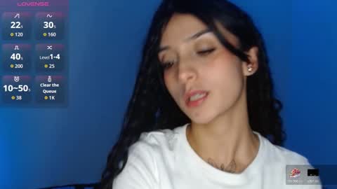 Snapshot of lil_lisaa chatting on October 24, 5:59 am Lisaa online show from October 24, 5:59 am