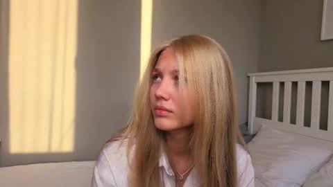 Emma online show from October 21, 10:05 am