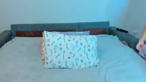 Snapshot of lil_tiffani chatting on July 20, 11:34 am lil_tiffani online show from July 20, 11:34 am