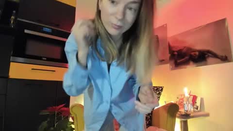 aka princessmaya online show from December 4, 10:18 pm