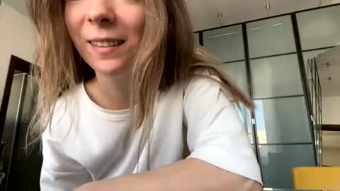 Snapshot of lil_uff chatting on July 18, 4:00 pm aka princessmaya online show from July 18, 4:00 pm