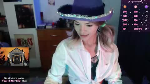 Lila online show from October 20, 10:21 pm