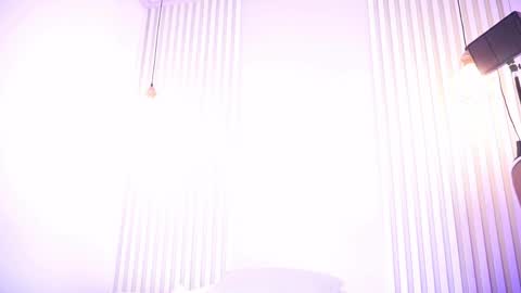 Snapshot of lila_cohen chatting on May 27, 3:36 am L I L A online show from May 27, 3:36 am