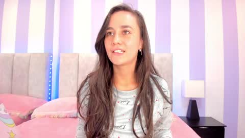 Snapshot of lila_rush_ chatting on December 25, 8:39 pm Lila  online show from December 25, 8:39 pm