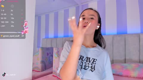 Snapshot of lila_rush_ chatting on January 9, 5:43 pm Lila  online show from January 9, 5:43 pm