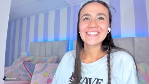 Snapshot of lila_rush_ chatting on January 25, 7:28 pm Lila  online show from January 25, 7:28 pm