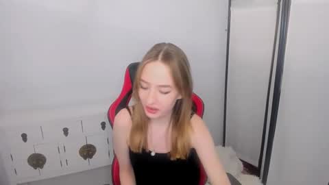 Snapshot of liladesire chatting on January 28, 4:08 pm LiliaDesire online show from January 28, 4:08 pm