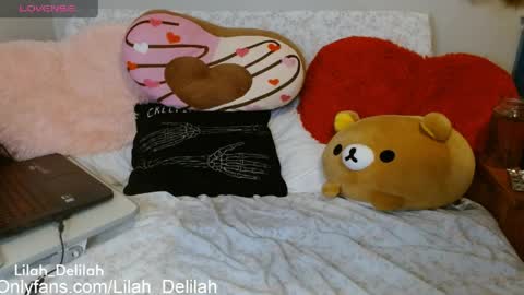 Lilah Delilah online show from April 20, 4:15 am