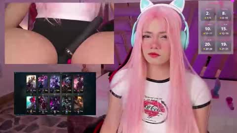 Snapshot of lilapop__ chatting on February 7, 1:26 pm Lila online show from February 7, 1:26 pm