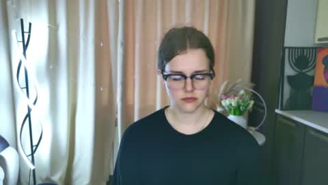 Snapshot of lilasparkling chatting on July 25, 5:49 am LilaSparkling online show from July 25, 5:49 am