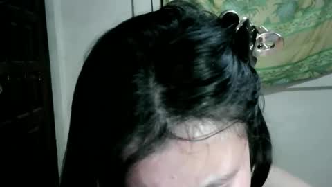 Snapshot of lilatmaho chatting on April 6, 7:20 am Im Rain online show from April 6, 7:20 am