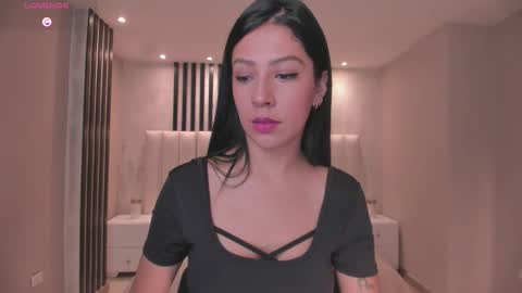 Snapshot of lilawest chatting on October 22, 11:32 am Lila West online show from October 22, 11:32 am