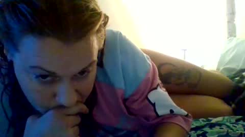 Snapshot of lilbart88 chatting on July 27, 4:19 am lilbart88 online show from July 27, 4:19 am