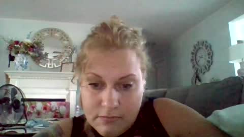 Snapshot of lilbart88 chatting on August 8, 1:35 pm lilbart88 online show from August 8, 1:35 pm