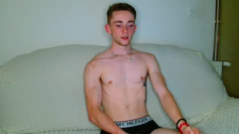 Snapshot of lilbearxxxx chatting on July 28, 8:52 pm lilbearxxxx online show from July 28, 8:52 pm