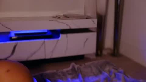 Rebecca online show from September 17, 4:47 am