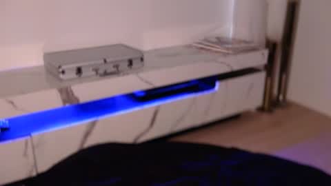 Rebecca online show from November 7, 9:37 pm