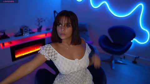 Snapshot of lilbeccaxo chatting on May 7, 12:38 am Rebecca online show from May 7, 12:38 am