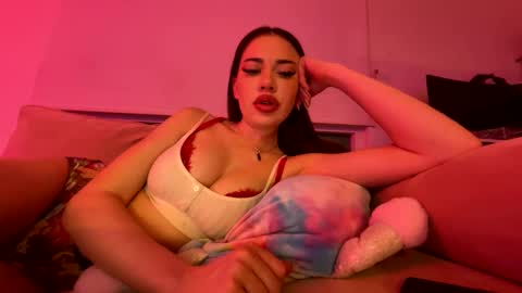 Snapshot of lilbina chatting on March 8, 2:23 am lilbina online show from March 8, 2:23 am