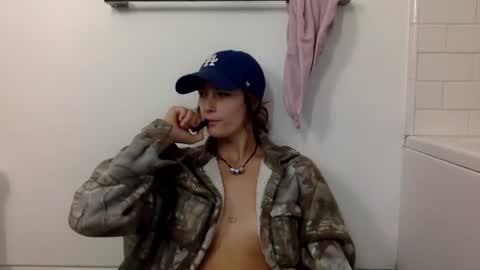Snapshot of lilbongo123 chatting on July 8, 12:09 pm lilbongo123 online show from July 8, 12:09 pm