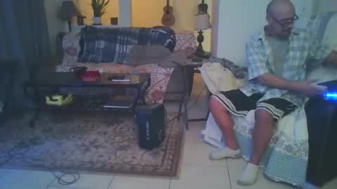 lildicksissy online show from December 20, 11:17 am