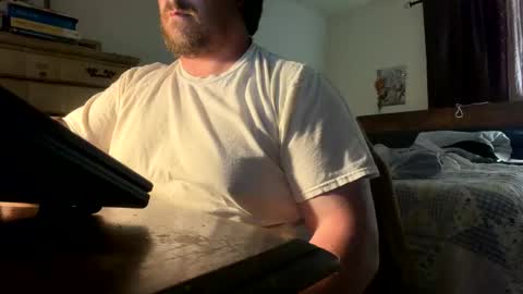 Snapshot of lildickwonder04 chatting on May 28, 1:03 am reallyinsecure online show from May 28, 1:03 am