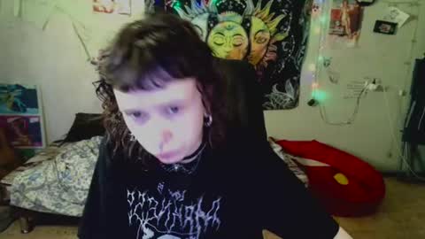 Snapshot of lileyfoxxx chatting on July 19, 11:36 am Lil online show from July 19, 11:36 am
