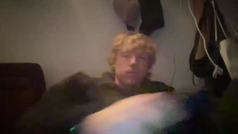 Snapshot of lilginge1 chatting on January 5, 11:12 pm lilginge1 online show from January 5, 11:12 pm