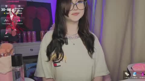 Snapshot of lilhornyprincess chatting on May 16, 6:32 am Nika and Lori online show from May 16, 6:32 am
