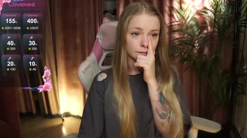 Lili online show from October 30, 11:00 am