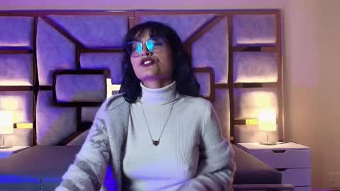 lili_clan online show from November 21, 5:06 am