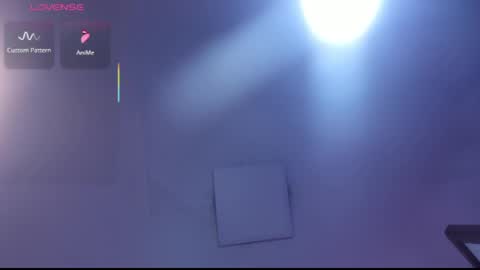 Lili  online show from September 11, 9:59 pm
