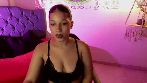 Snapshot of lili_jackson chatting on May 21, 4:19 am lili_jackson online show from May 21, 4:19 am