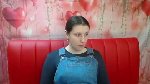 Snapshot of lilianashine chatting on May 3, 5:02 am lilianashine online show from May 3, 5:02 am