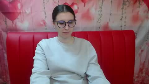 Snapshot of lilianashine chatting on May 5, 5:15 am lilianashine online show from May 5, 5:15 am