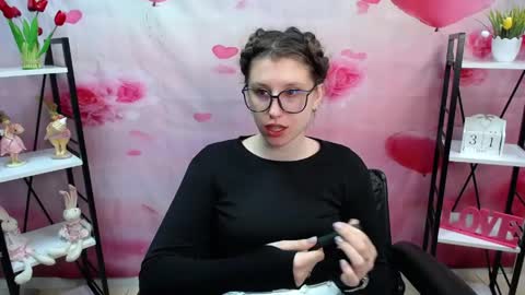 Snapshot of lilianashine chatting on May 31, 5:04 am lilianashine online show from May 31, 5:04 am