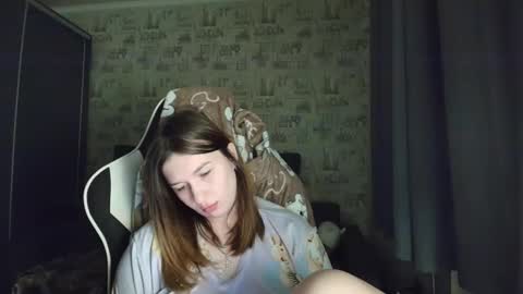 Snapshot of liliawoolf chatting on April 19, 5:12 pm liliawoolf online show from April 19, 5:12 pm