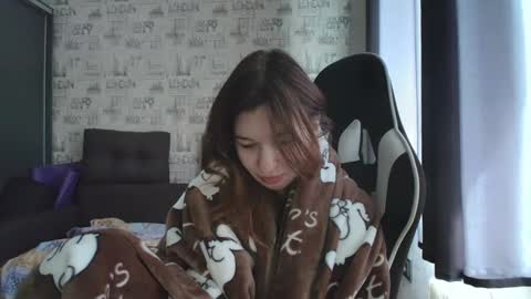 Snapshot of liliawoolf chatting on May 8, 8:41 am liliawoolf online show from May 8, 8:41 am