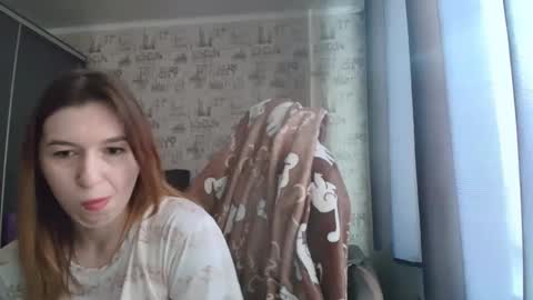 Snapshot of liliawoolf chatting on May 19, 4:41 am liliawoolf online show from May 19, 4:41 am