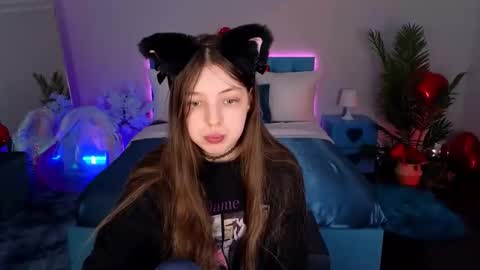 Lili Bakery online show from February 13, 3:24 am