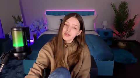 Lili Bakery online show from February 24, 2:42 am