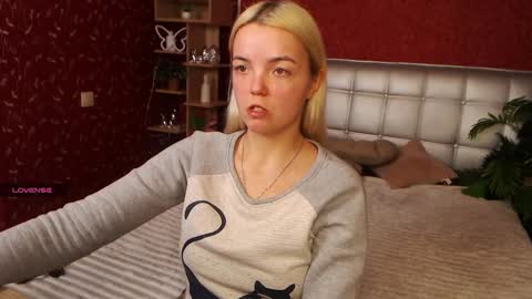 Snapshot of lilieanori chatting on February 10, 9:04 pm Lilie online show from February 10, 9:04 pm