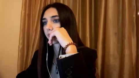 Snapshot of lilihalvorsen chatting on September 20, 10:11 pm Lina online show from September 20, 10:11 pm