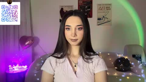 Snapshot of lilihalvorsen chatting on April 27, 10:41 pm Lina online show from April 27, 10:41 pm